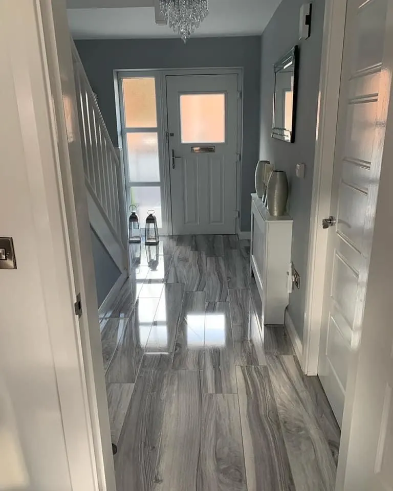 High-gloss grey laminate in a front entry