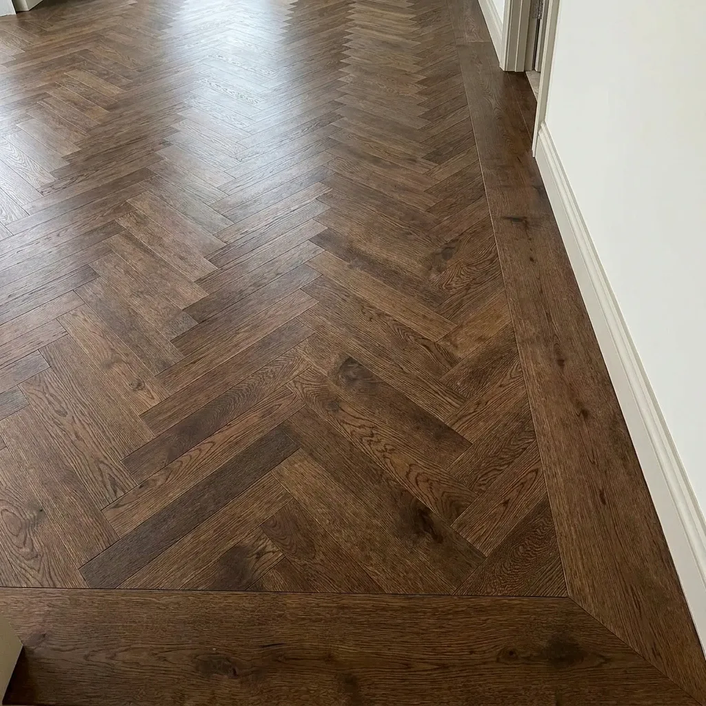 Herringbone Hardwood with Border Frame