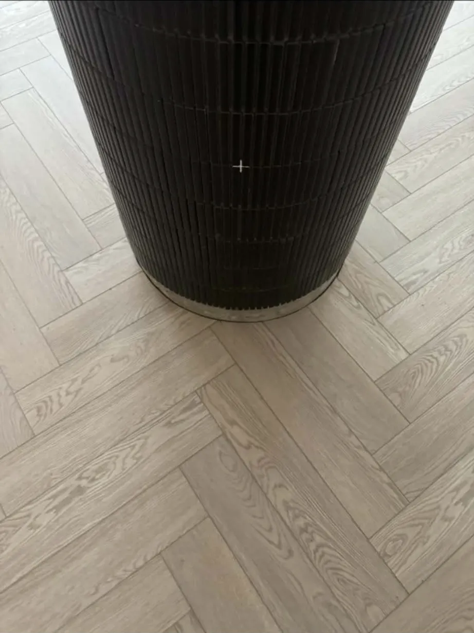 Herringbone Vinyl Around a Feature Column